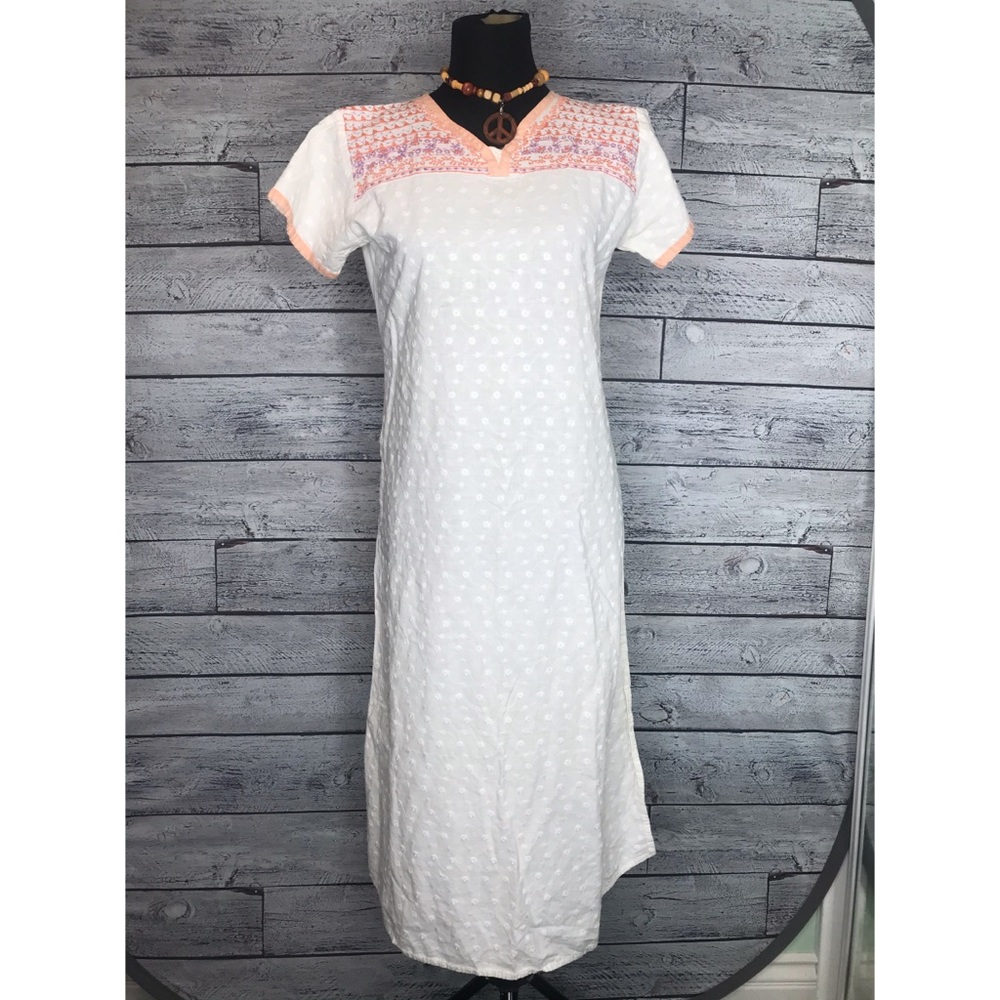 Lucy Paris long  embroidery dress Size Small